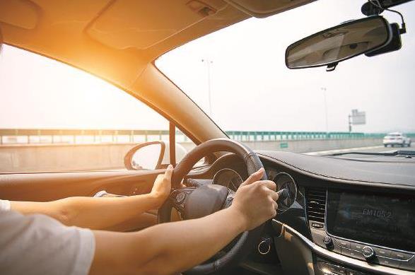 新手汽车保养全攻略：从零到熟练的实用指南