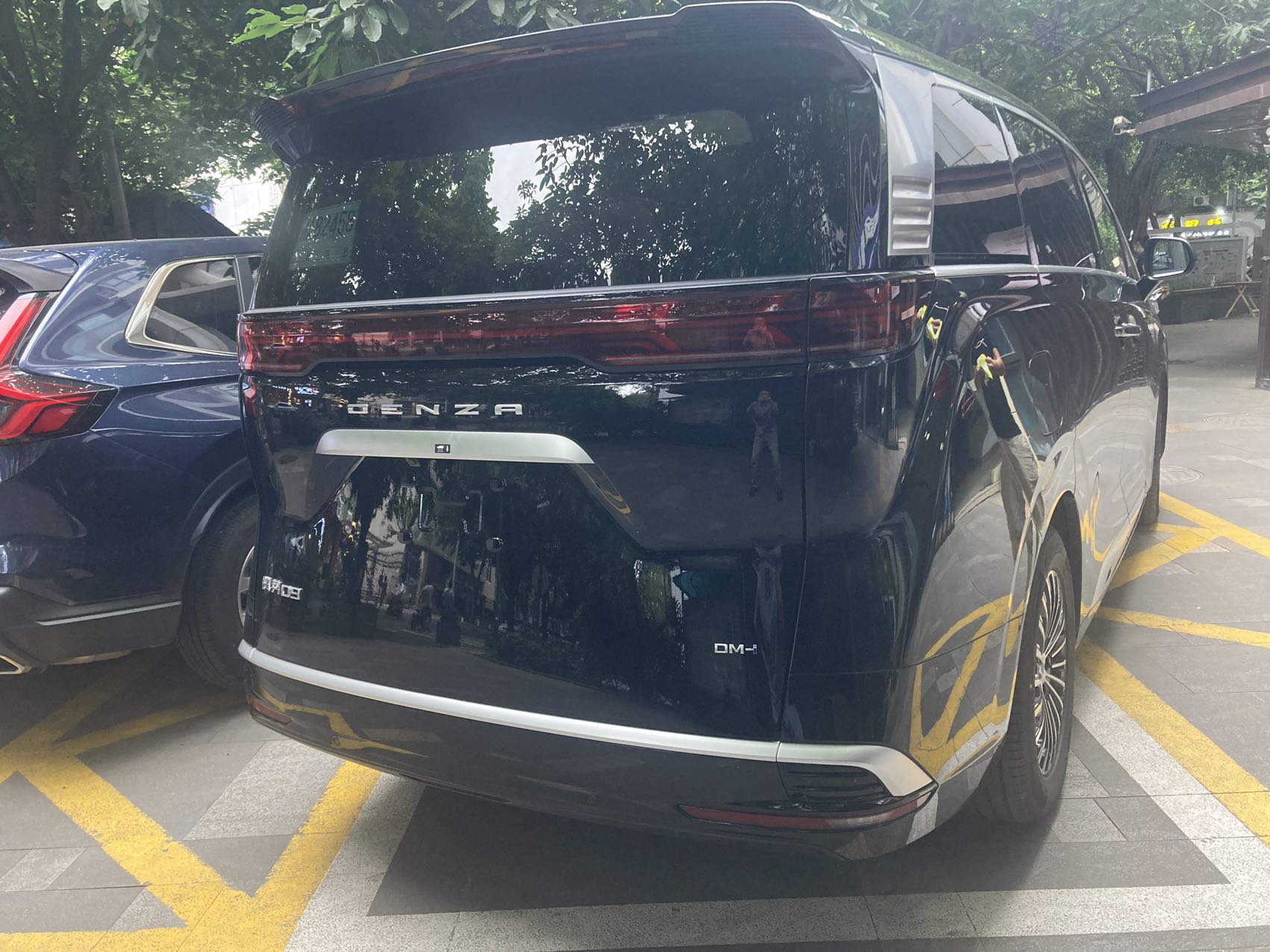 四季汽车保养指南：春夏秋冬不同季节的养护侧重点