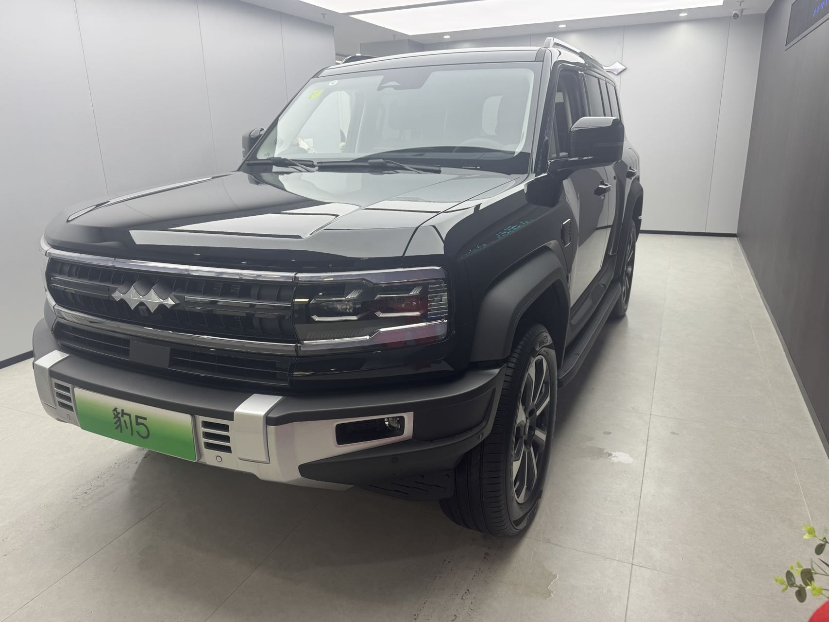 遵循科学原则的汽车保养与热车方法：确保行车安全与延长车辆寿命