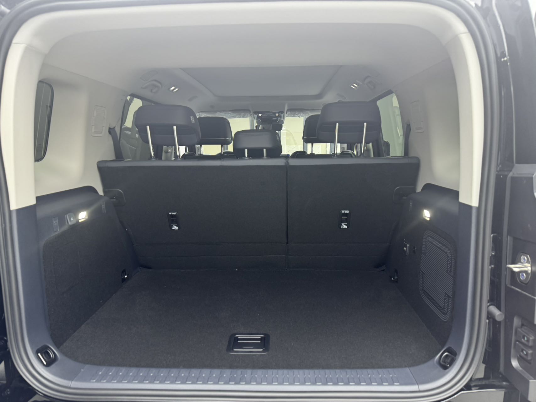 汽车长寿密码：解锁保养与热车的神奇力量