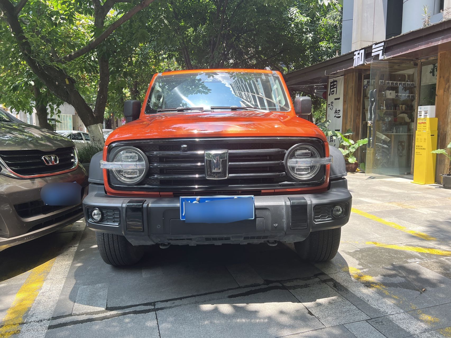 驾驶安全与经济收益的共赢之道：连续三年零出险，车险费用直降60%